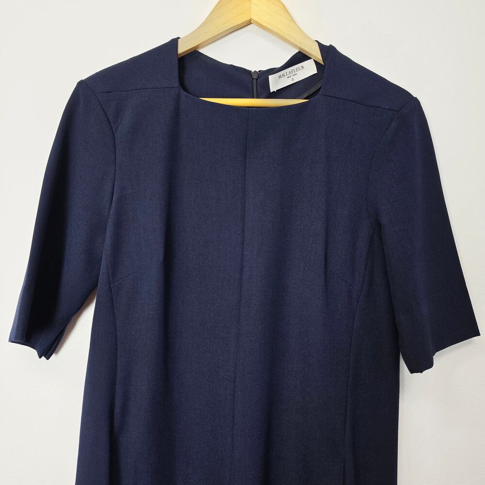 M.M. LaFleur Emily Sheath Dress Galaxy Blue Size 10 Short Sleeve Workwear - Picture 4 of 10